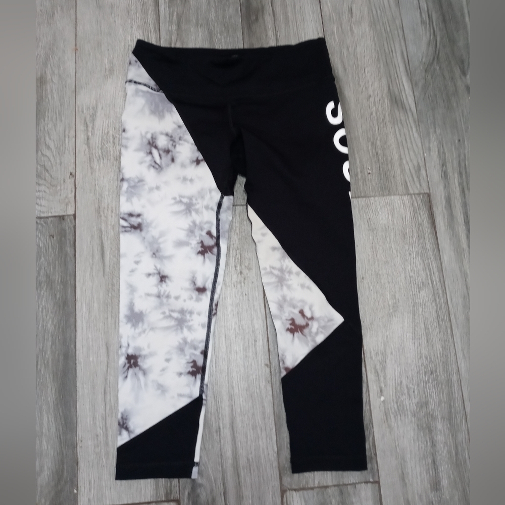 Soul by Soulcycle Athletic Cropped Contrasting Solid And Tie Dye leggings Size M